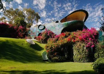 خانه‌ ارگانیک مکزیک الهام گرفته از بادام زمینی + عکس های باکیفیت