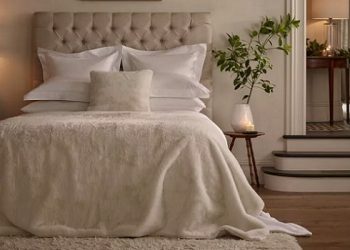 راهنمای انتخاب بهترین رنگ روتختی به همراه 12 مدل خاص و شیک