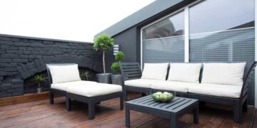 چیدمان تراس کوچک و بزرگ [دیزاین و دکوراسیون تراس آپارتمانی] + ۱۱ ایده