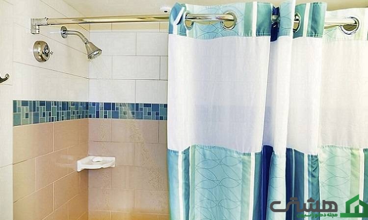مدل پرده حمام دو رنگ با ترکیب رنگ‌های هماهنگ