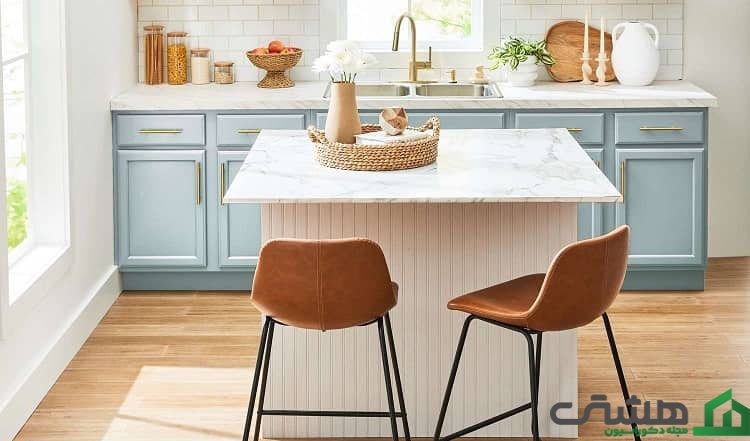 آشپزخانه مانند میز دو نفره