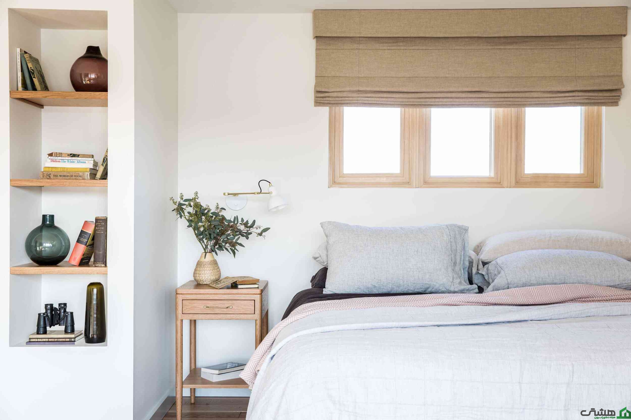 نصب شلف‌های کوچک و کم‌جا در اتاق خواب