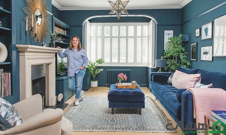 استفاده از آبی پر رنگ در اتاق نشیمن