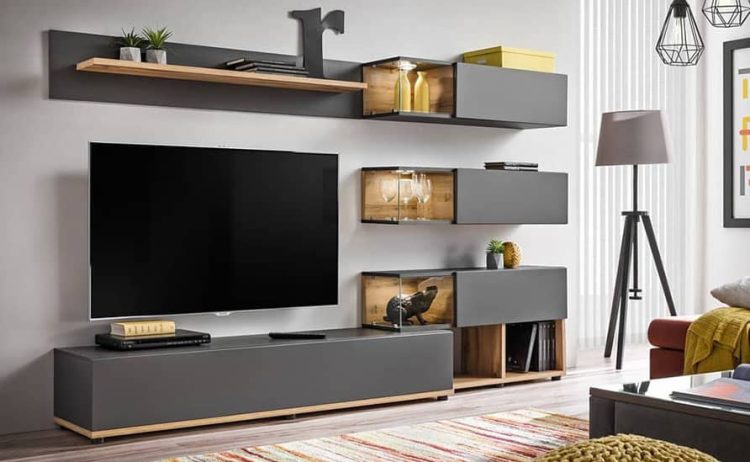 استفاده از استند ایستاده کنار تلویزیون